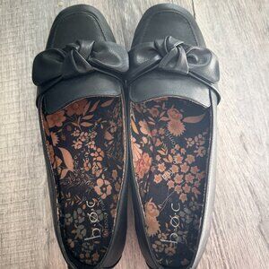 Women's Black Size 10 Flats